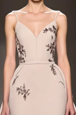 Champagne A Line Spaghetti Correias Vestido de Noite Longo Com Fenda