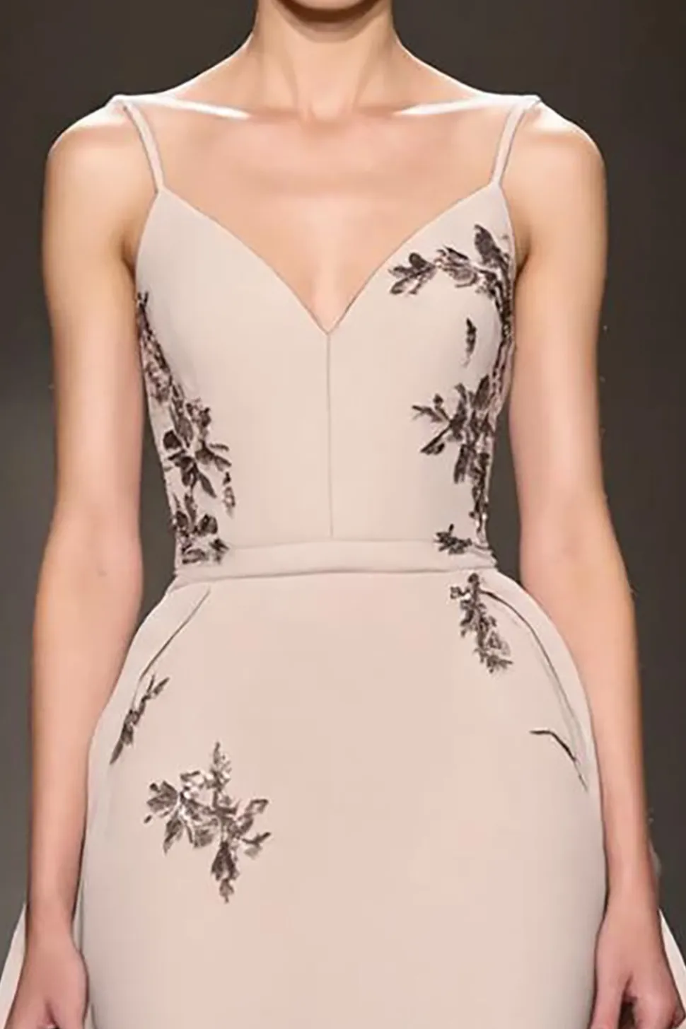 Champagne A Line Spaghetti Correias Vestido de Noite Longo Com Fenda
