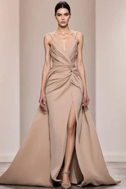 Champagne cetim backless ruched longo vestido de noite com fenda