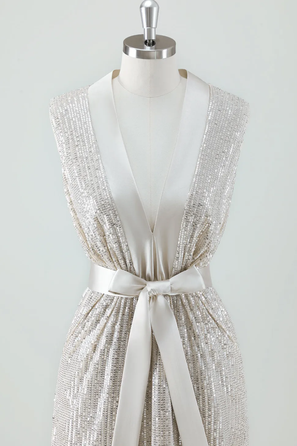 Champagne Sparkly V Neck Tea Length Holiday Party Dress com Arco