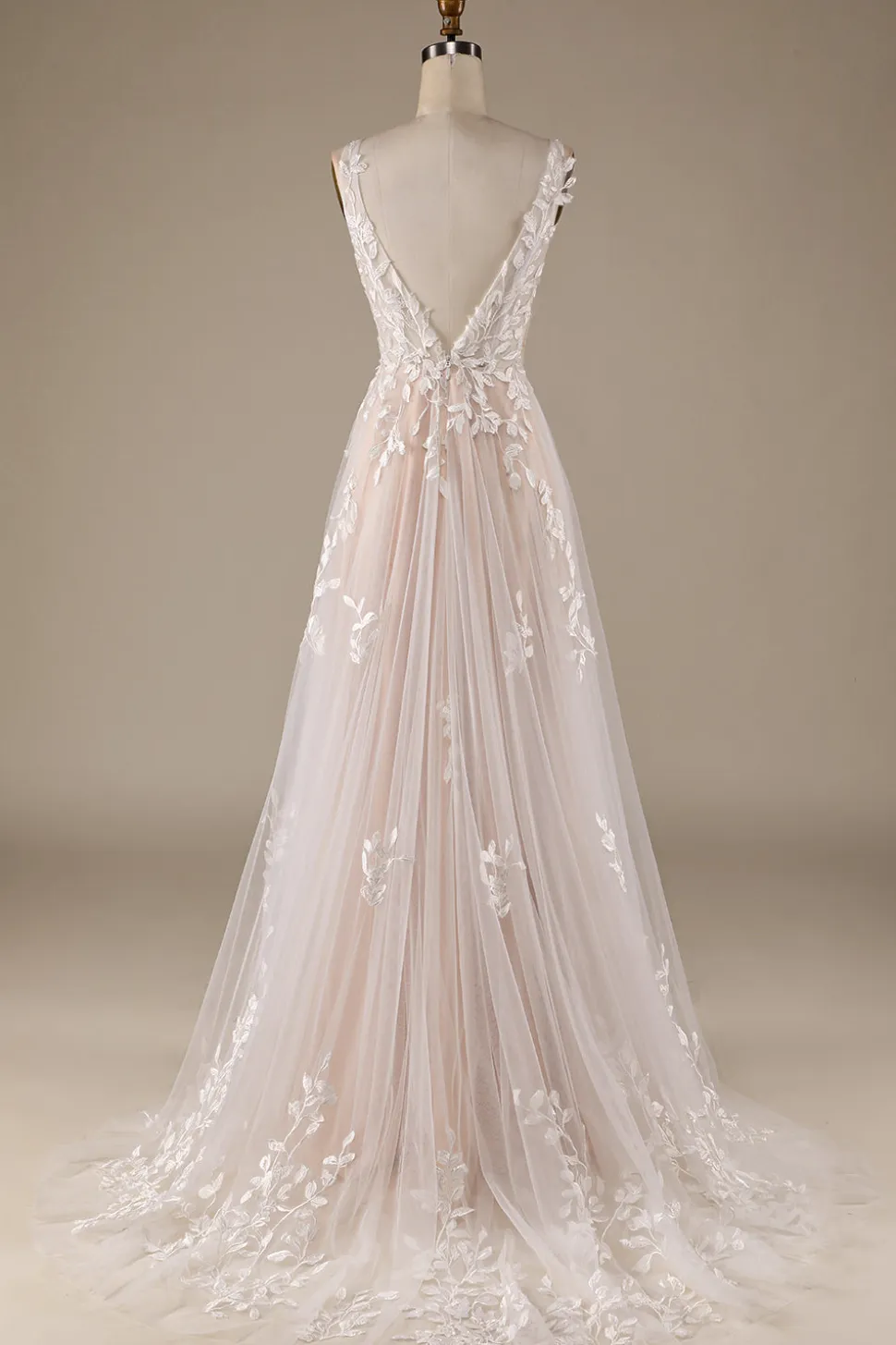 Champagne V-Neck Backless Tule Vestido de Noiva com Renda