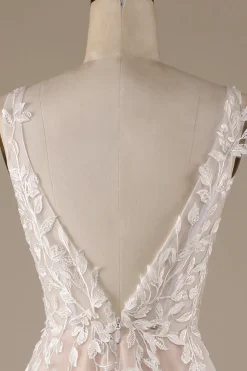 Champagne V-Neck Backless Tule Vestido de Noiva com Renda