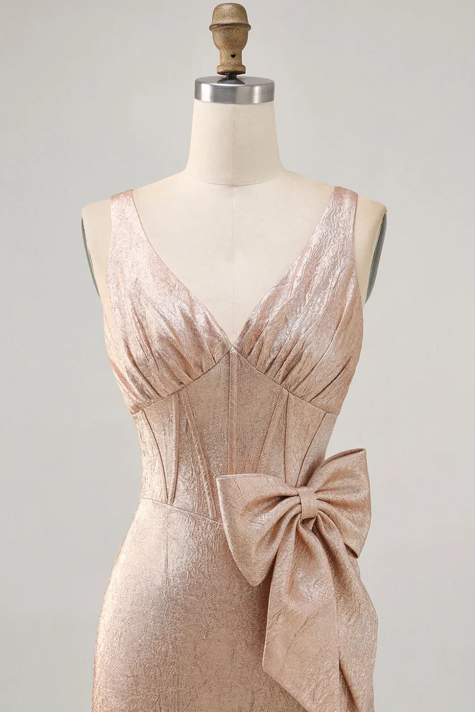 Champanhe Cetim Decote em V Vestido Cocktail com Arco