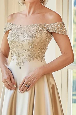 Champanhe elegante fora do ombro A-Line Matte Satin Long Mother of the Bride com bordado