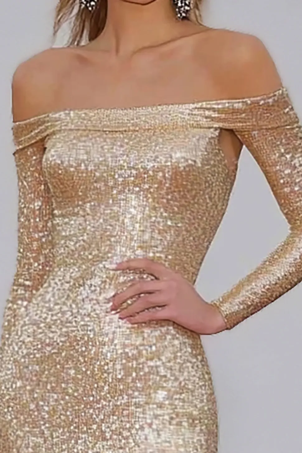 Champanhe fora do ombro Sequins bainha vestido de gala com mangas compridas