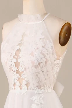 Charmoso A Line Halter Neck Marfim Open Back Tulle Sweep Train Vestido de Noiva com Renda