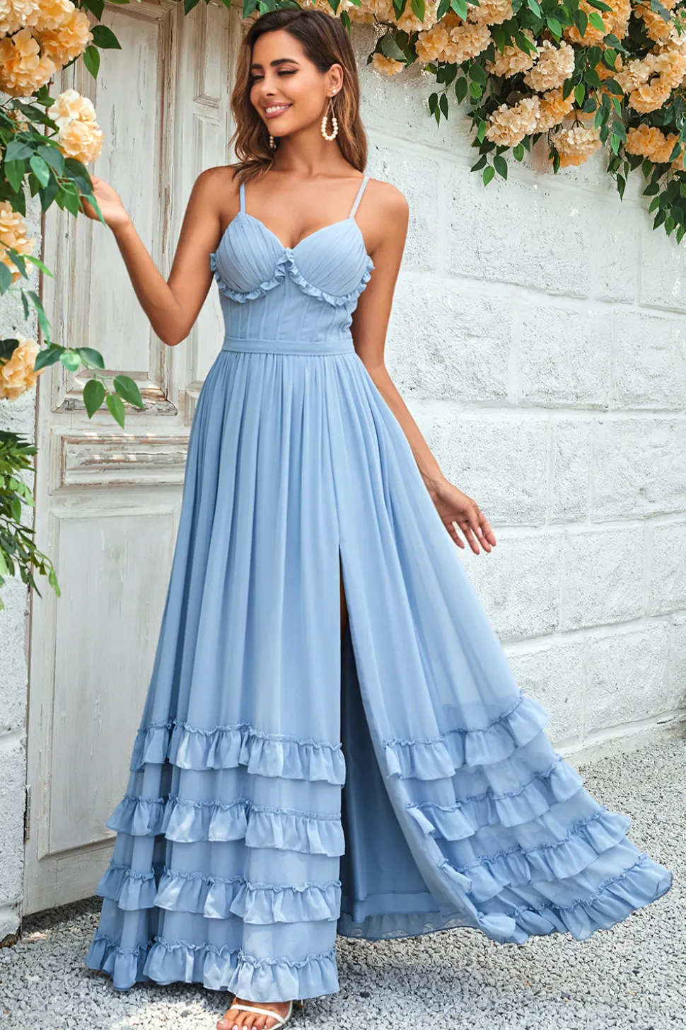 Charmoso A Line Spaghetti Straps Dusty Blue Long Vestido de Madrinha com Criss Cross Back