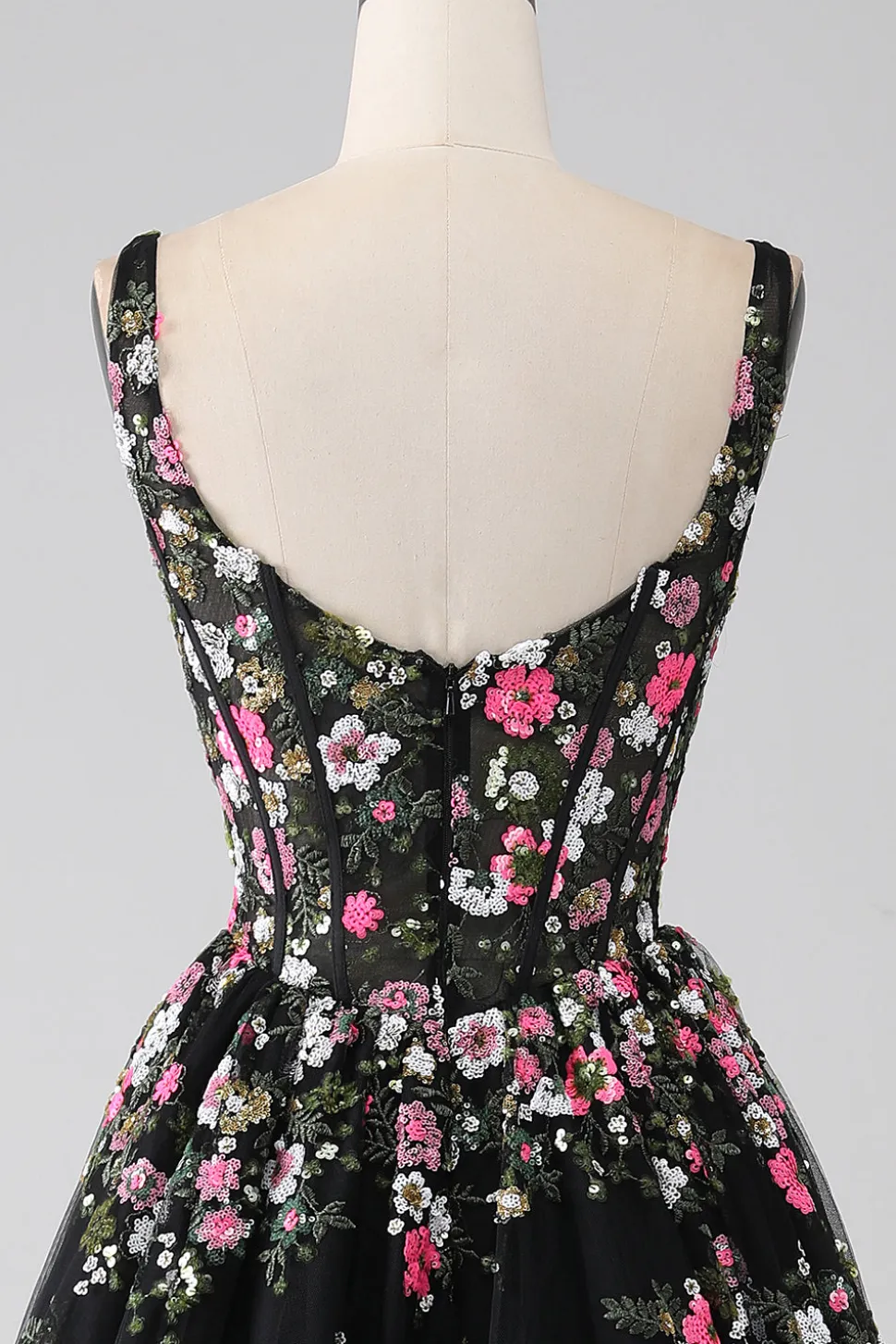 Charmoso A Line Square Neck Preto Corset Prom Dress com Appliques