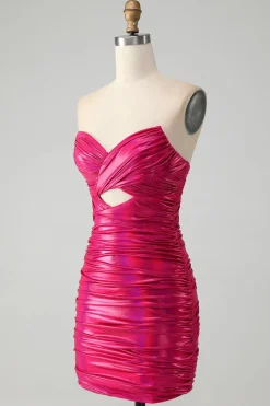 Chic Fuchsia Strapless Keyhole plissado apertado Homecoming Dress