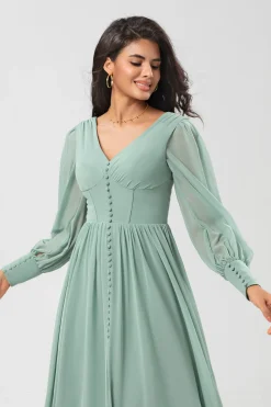 Chiffon A Line Vestido de dama de honra de mangas compridas com botões