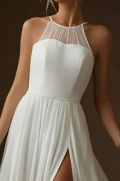 Chiffon branco uma linha plissado longo vestido de noiva com fenda