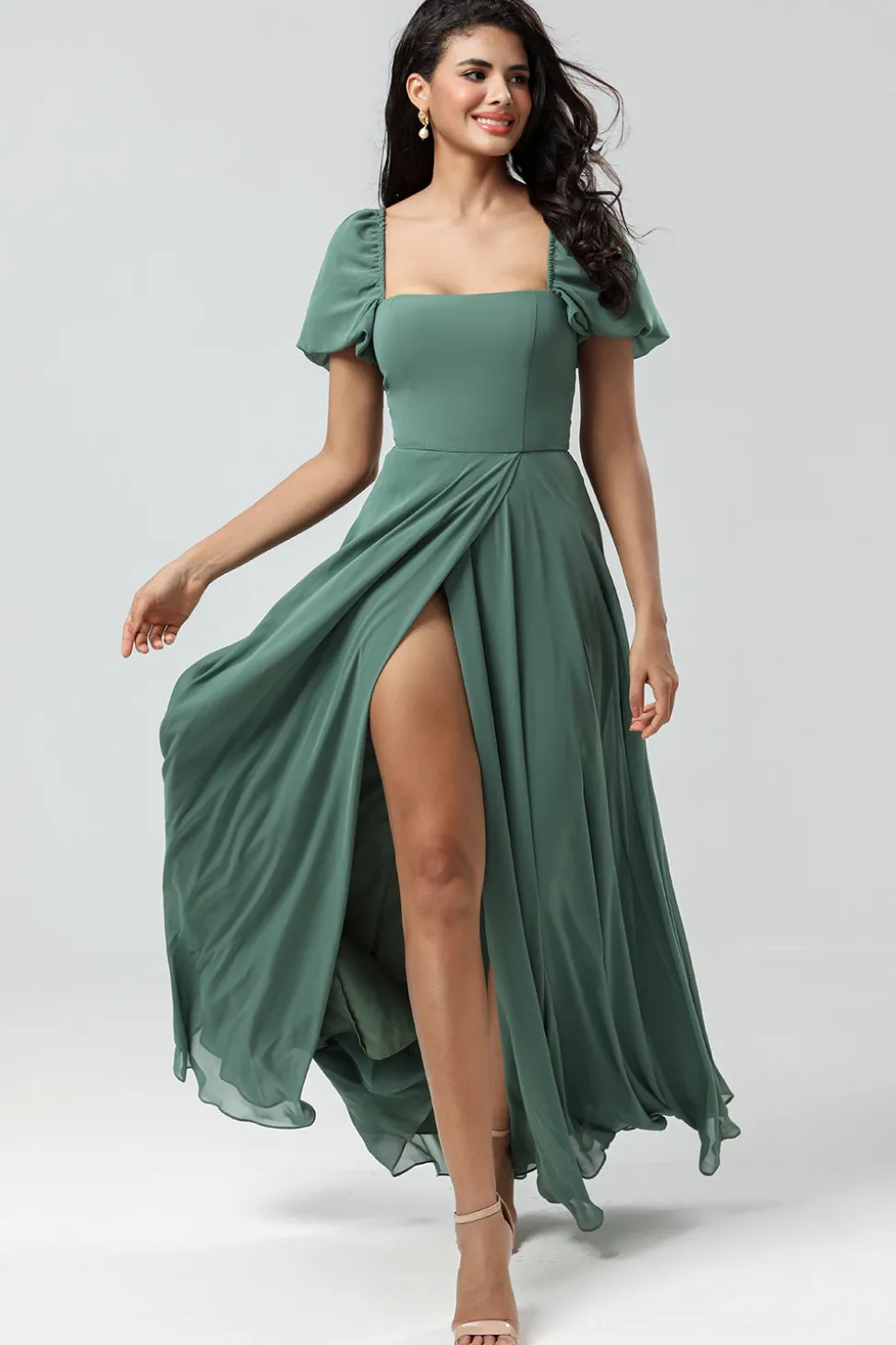 Chiffon Puff Mangas Uma Linha Verde Vestido Madrinha
