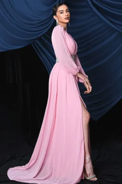 Chiffon rosa mangas longas vestido de baile com fenda