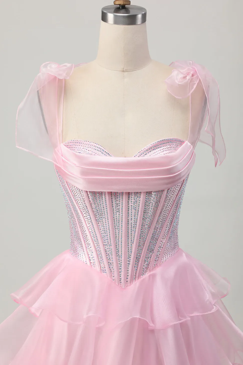 Cintas cor-de-rosa brilhantes Bow Corset Tiered Beaded Homecoming Dress