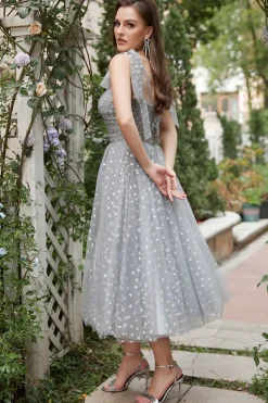 Cintas de espaguete cinza vestido de baile