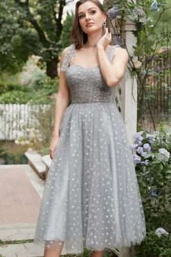 Cintas de espaguete cinza vestido de baile