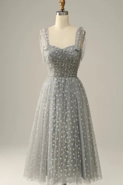Cintas de espaguete cinza vestido de baile