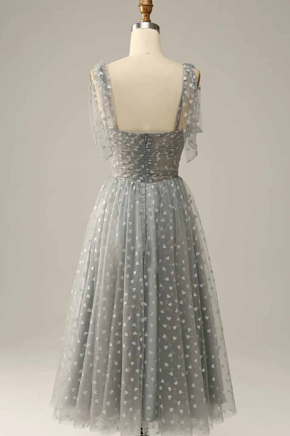 Cintas de espaguete cinza vestido de baile