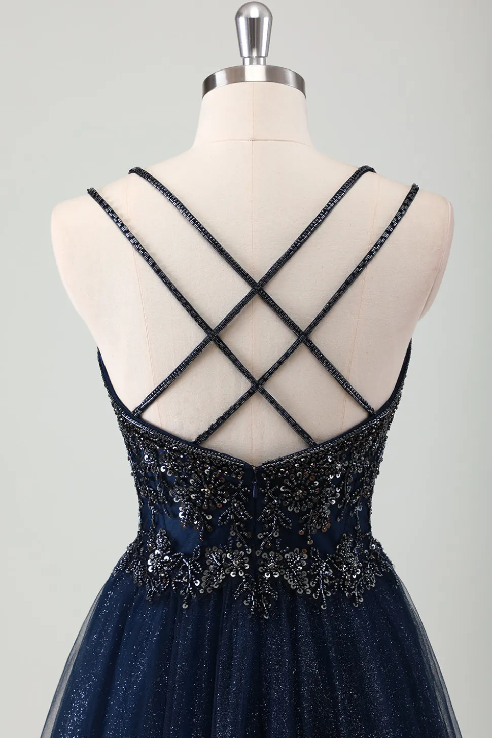 Cintas de Espaguete Marinho Brilhantes Um Vestido de Baile de Formatura Longo da Linha com Sequins