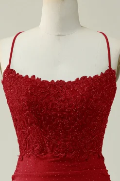 Cintas de Espaguete Vermelho Escuro Vestido Curto Com Apliques