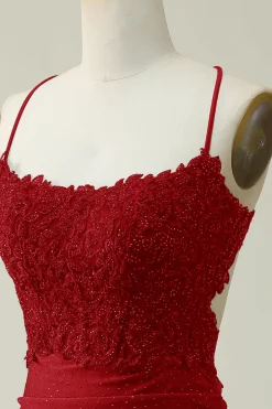Cintas de Espaguete Vermelho Escuro Vestido Curto Com Apliques