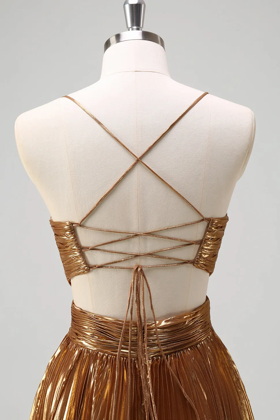 Cintas de Esparguete Sparkly Golden A-Line Cut out Ruched Metallic Long Prom Dress