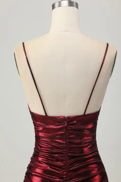 Cintas Metálicas Brilhantes Borgonha Esparguete Apertado Ruched Short Homecoming Dress