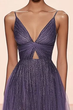 Cinzento Roxo Uma Linha plissado V Pescoço Tule Gala Dress