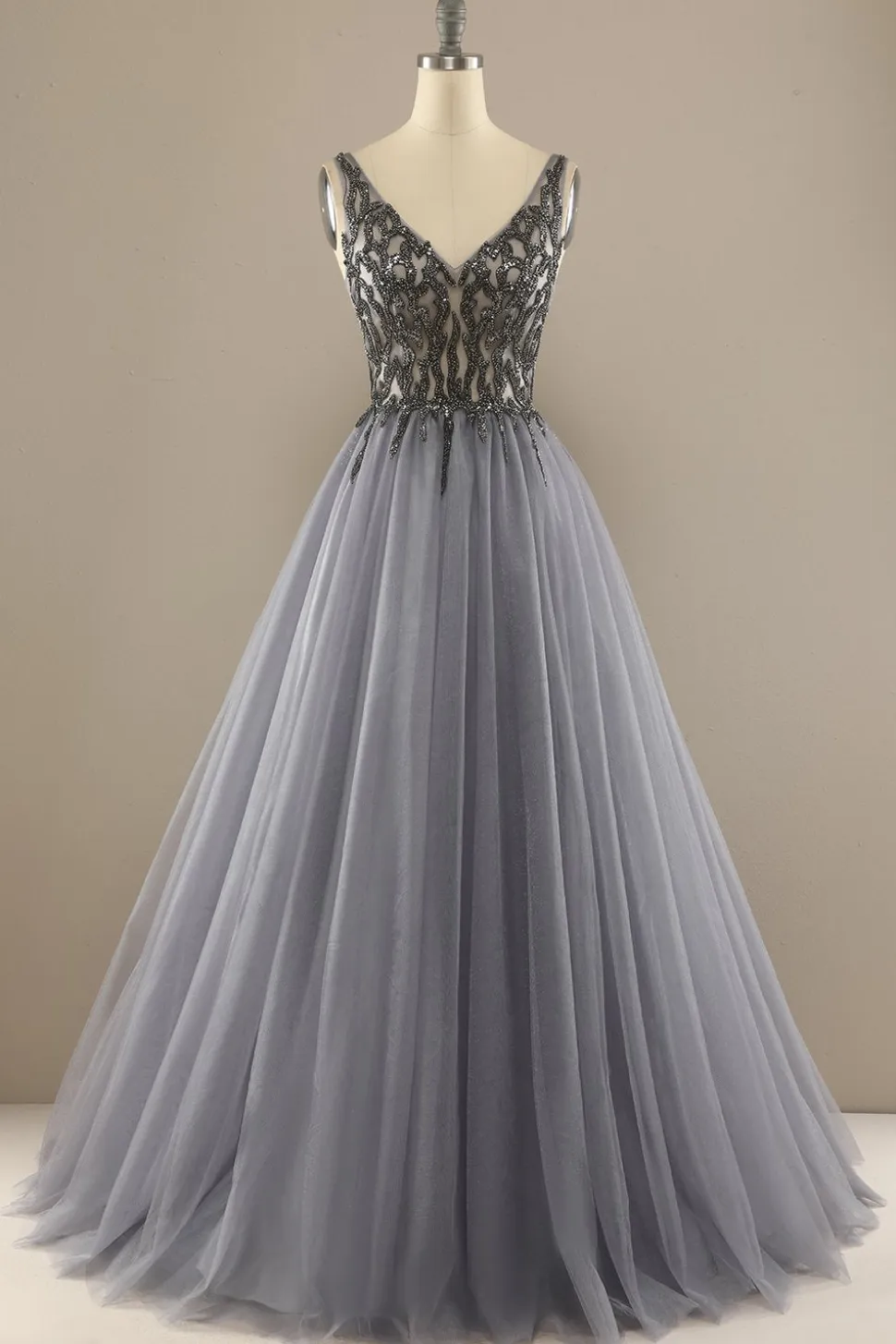 Cinzento V Long Pescoço Beaded Baile Vestido