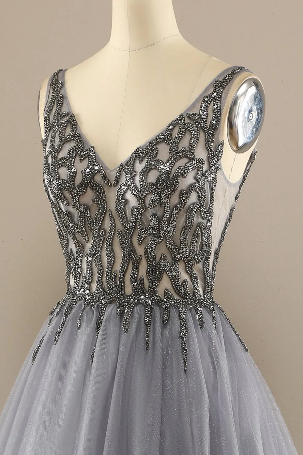 Cinzento V Long Pescoço Beaded Baile Vestido