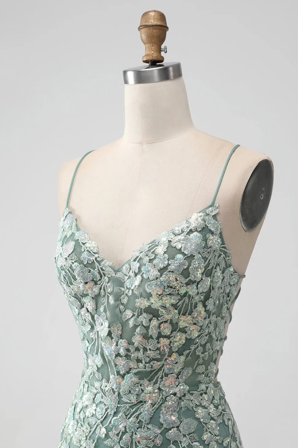 Cinzento Verde Bodycon Lace-up Back Short Homecoming Dress com lantejoulas Appliqued