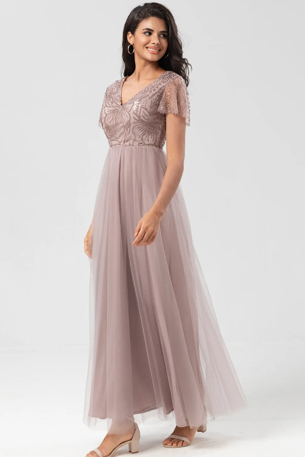 Confiantemente Carismático Uma Linha V Pescoço Dusty Blue Long Vestido de Dama de Honra com Missangas