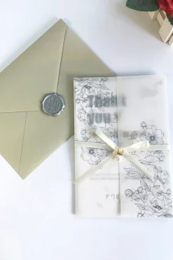 Convite de casamento dourado verde personalizado com Bowknot