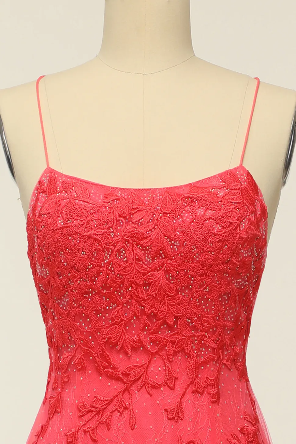Coral Backless Long Prom Dress com Apliques
