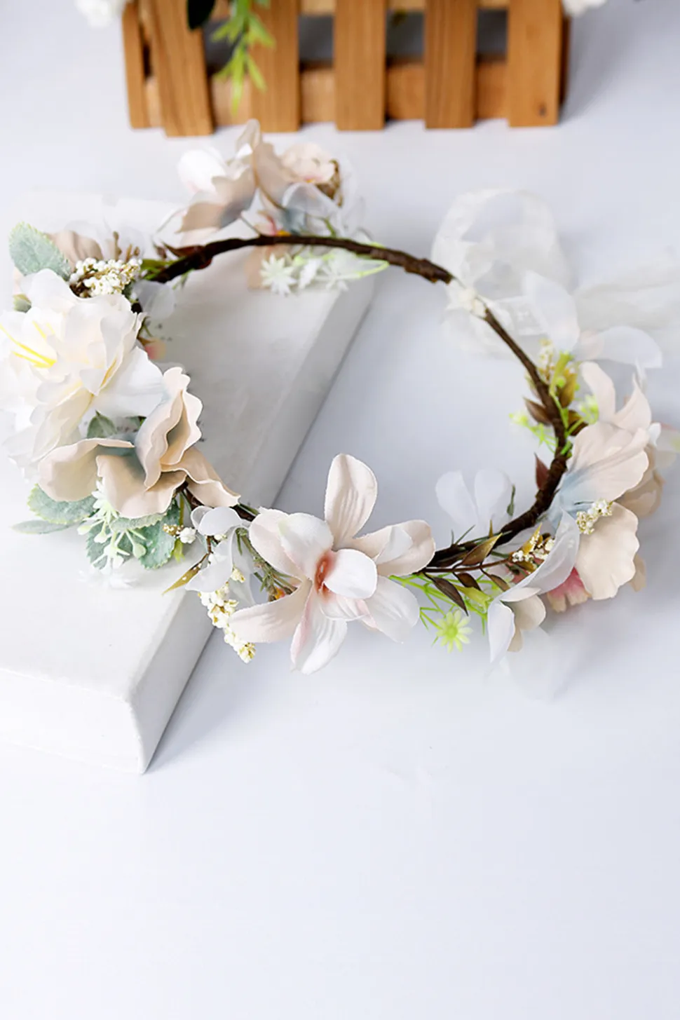Coroa de flores de champanhe Garland Bride Headband com fita