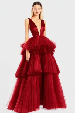 Correias de espaguete vermelhas Uma linha plissado longo vestido formal