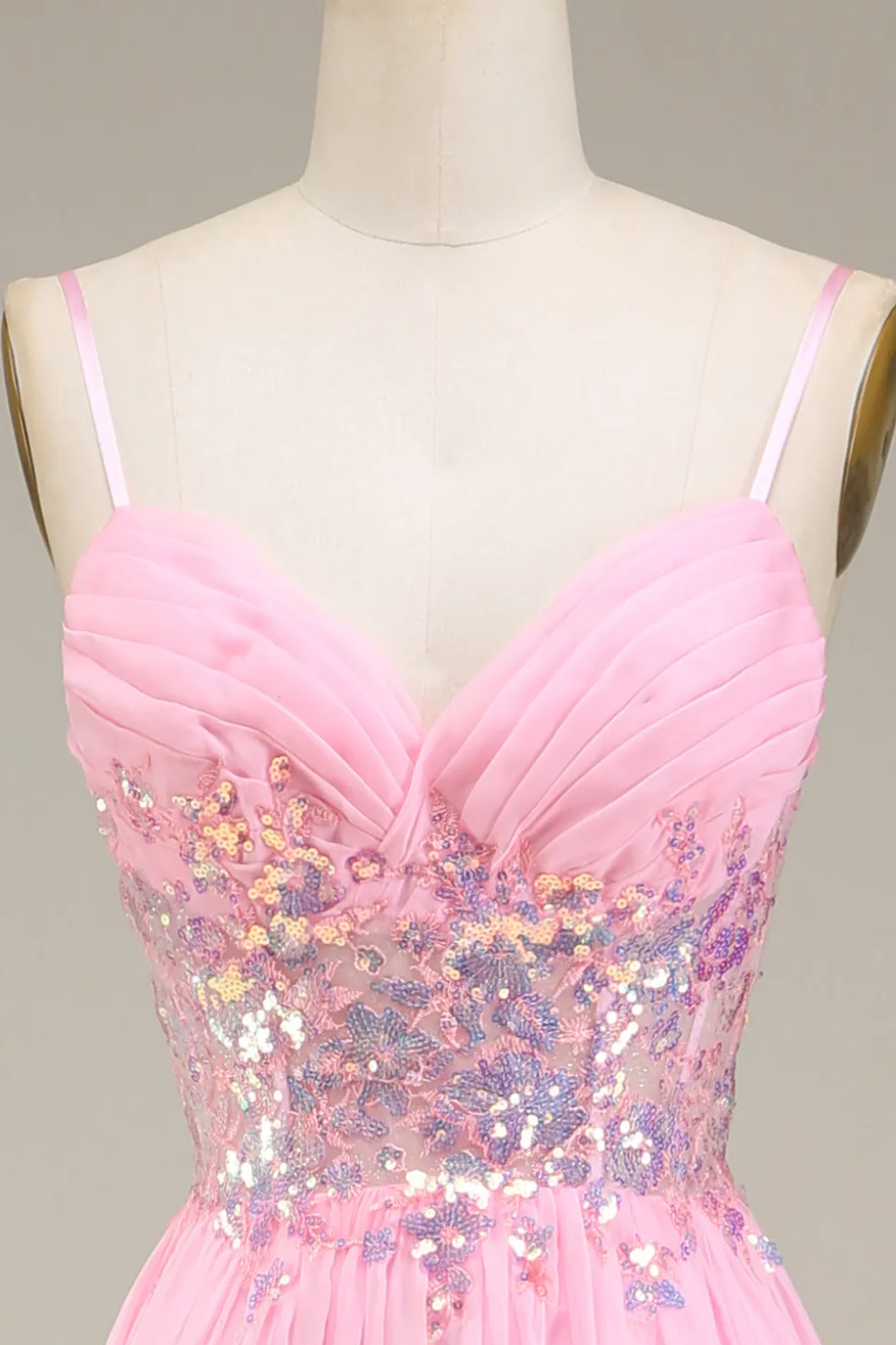 Correias de espartilho cor-de-rosa Vestido de baile de formatura de linha A com pregas