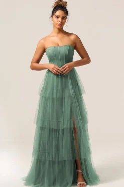 Correias Destacáveis Uma Linha Roxo Tiered Vestido longo de dama de honra