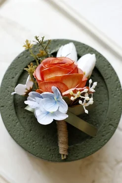 Corsage de pulso de baile de damasco e Boutonniere masculino para casamento