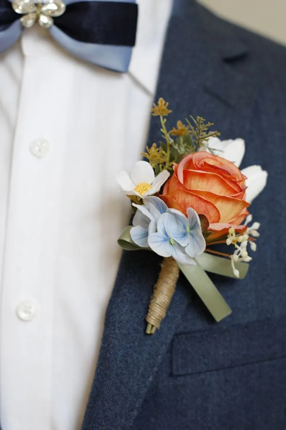 Corsage de pulso de baile de damasco e Boutonniere masculino para casamento