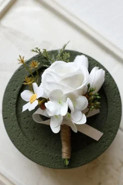 Corsage de pulso de baile de damasco e Boutonniere masculino para casamento