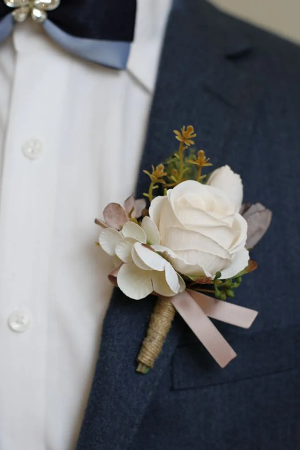 Corsage de pulso de baile de damasco e Boutonniere masculino para casamento