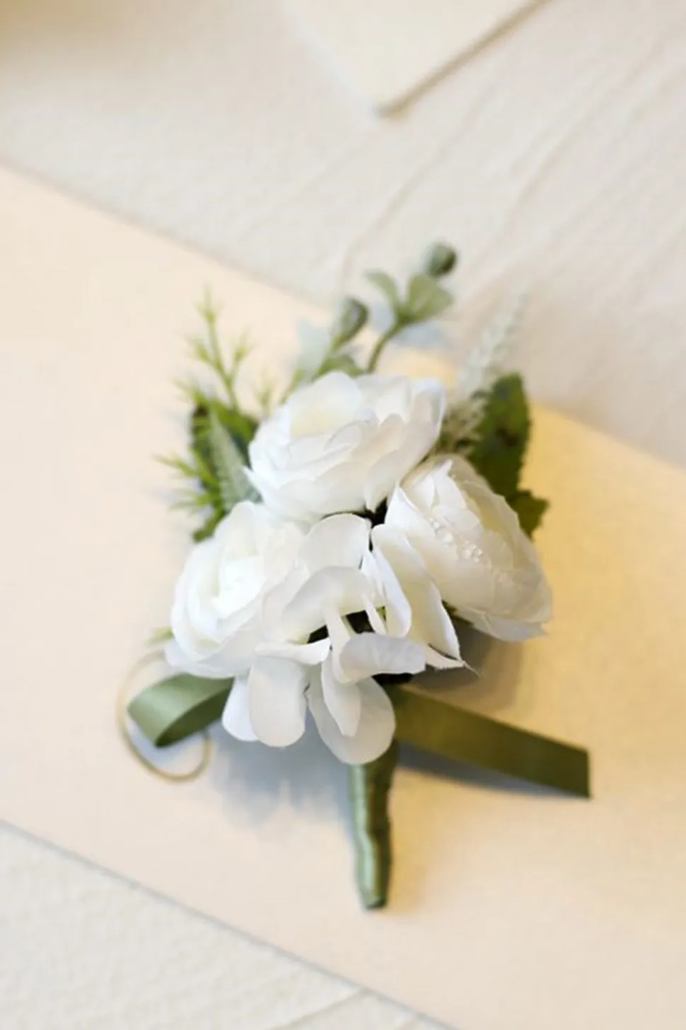 Corsage de pulso romântico azul do baile de formatura para festa de casamento