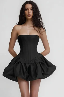 Corset A-Line Strapless Cetim Vestido Preto com Folhos