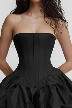 Corset A-Line Strapless Cetim Vestido Preto com Folhos