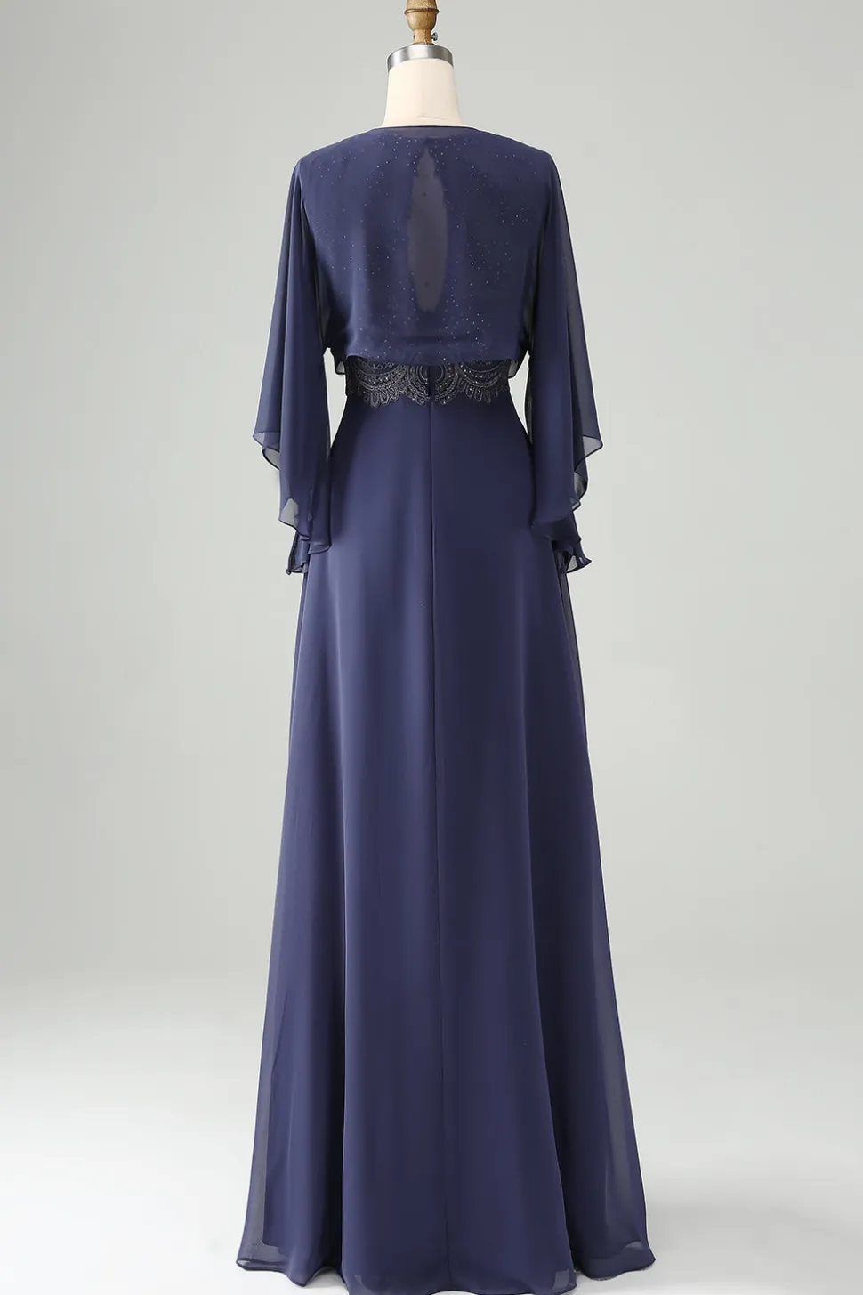 Crepúsculo brilhante uma linha frisada mãe de vestido de noiva com xaile