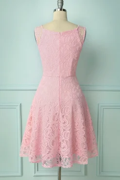 Dama de honra rosa do laço