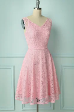 Dama de honra rosa do laço