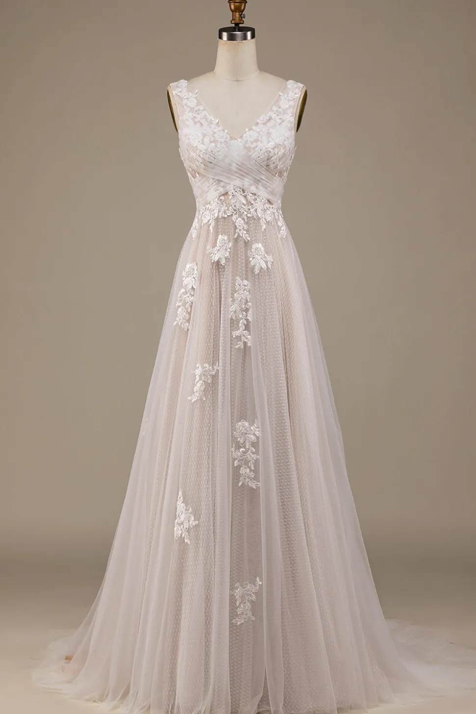 Damasco Tule Varredura Trem Vestido de Noiva com Renda