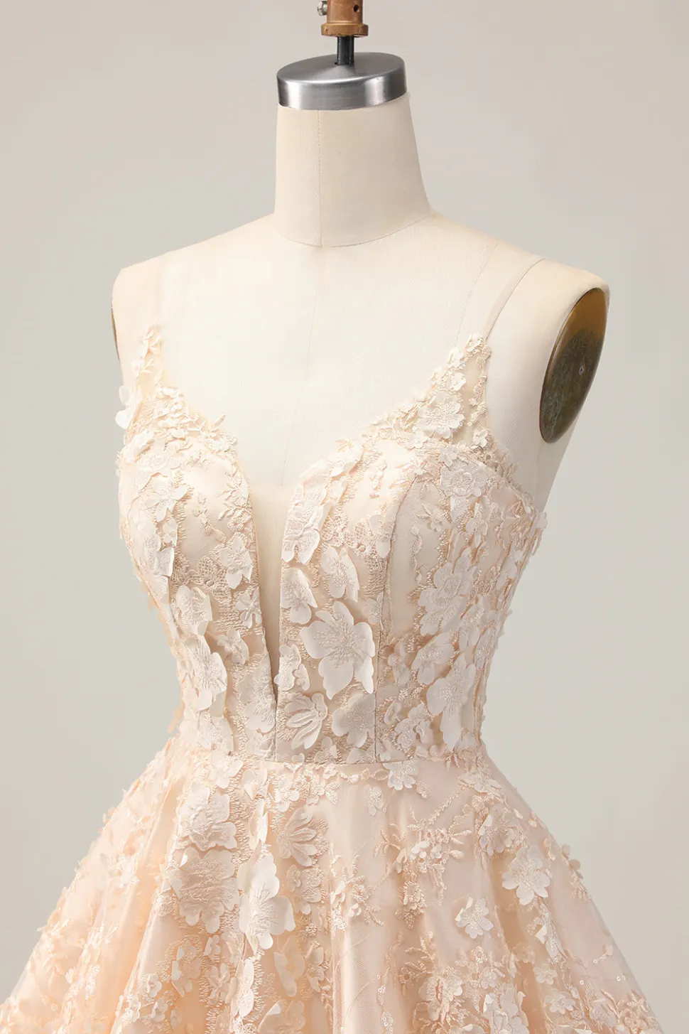 Damasco Uma Linha Esparguete Correias Vestido Curto Homecoming Floral com Apliques